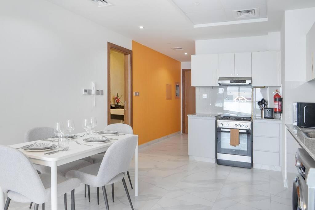 Apartamento Lively Pop On The Business Bay Canal Dubai