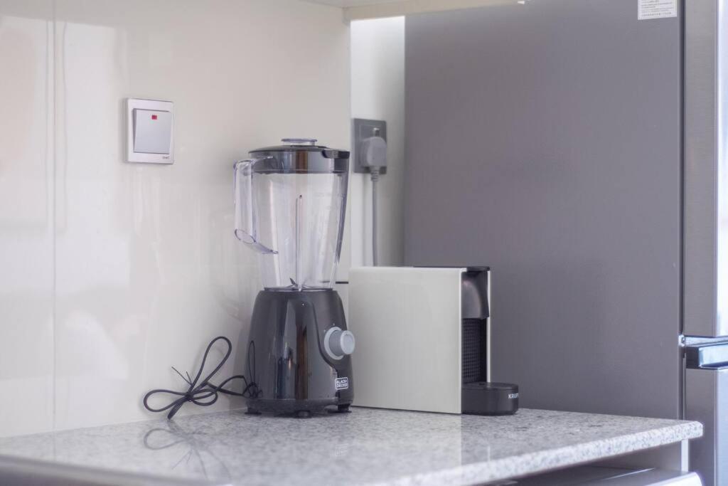 Lively Pop On The Business Bay Canal Apartamento Dubai