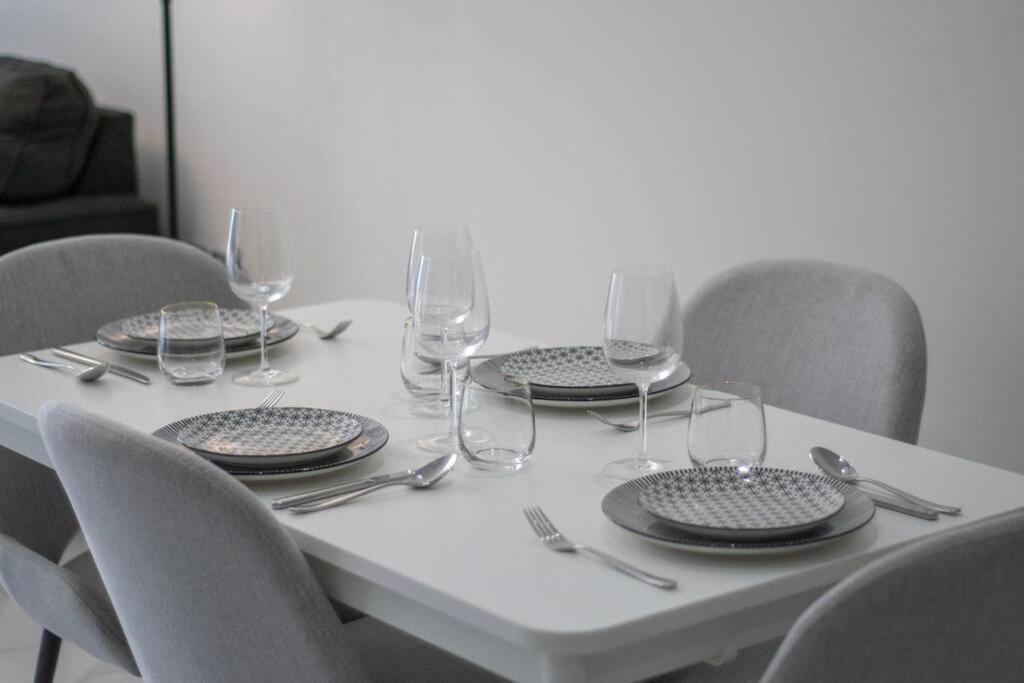 Apartamento Lively Pop On The Business Bay Canal Dubai