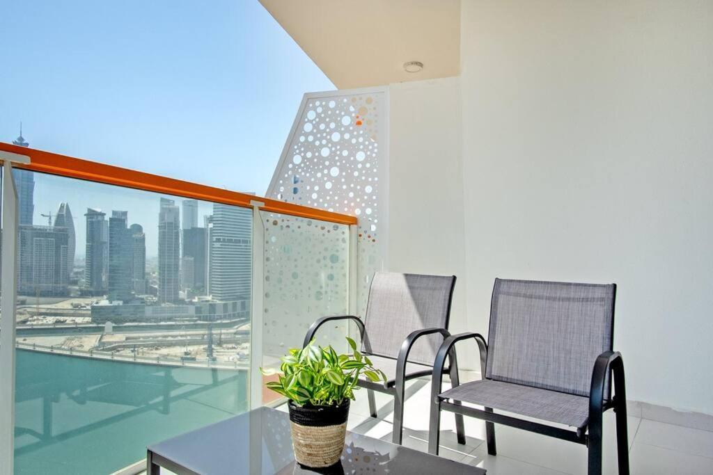 Apartamento Lively Pop On The Business Bay Canal Dubai