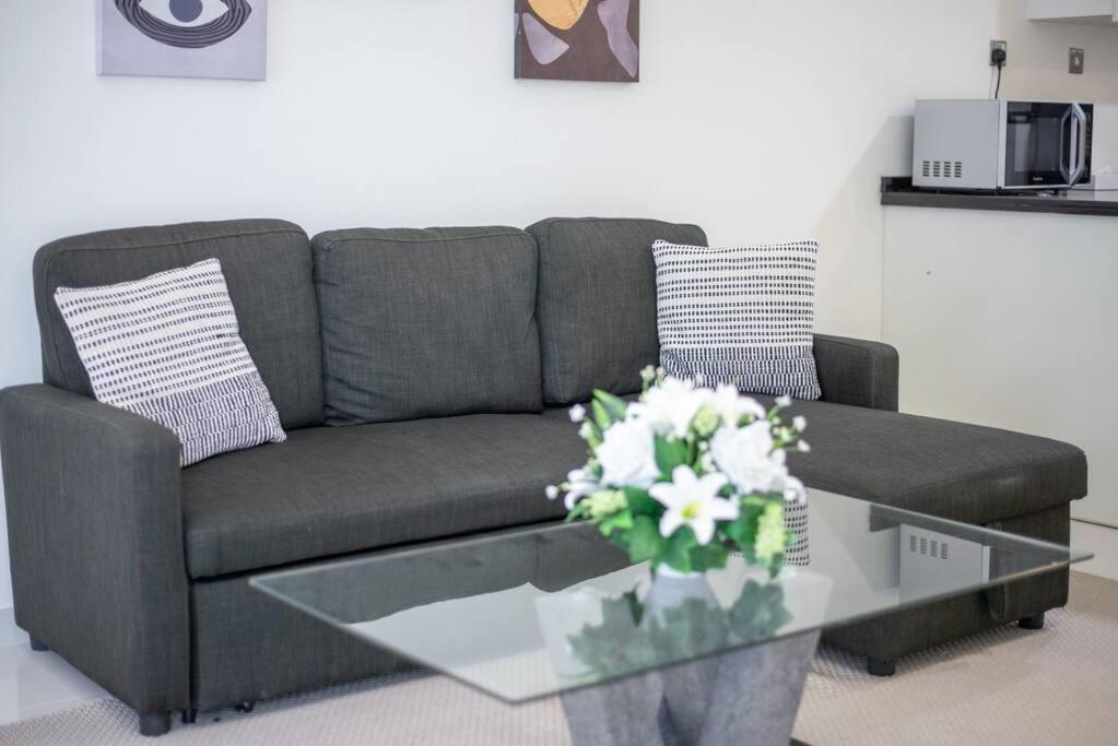 Lovely 1bedroom Damac Hills Surrounded By Dubai