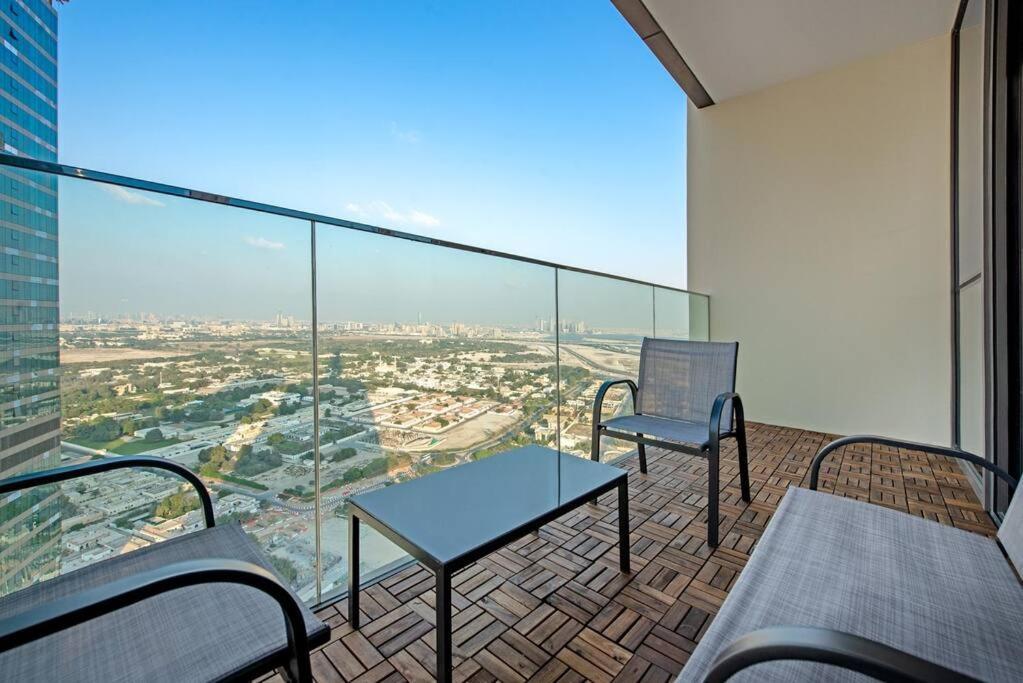 Apartamento Glamorous Difc Downtown Direct Bridge To Dubaimall *