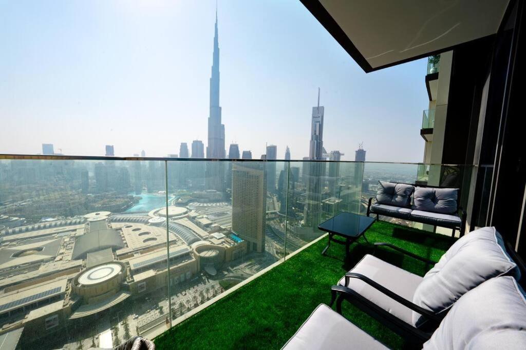 Magnificent 3br Luxurious With Burj Khalifa View Apartamento Dubai