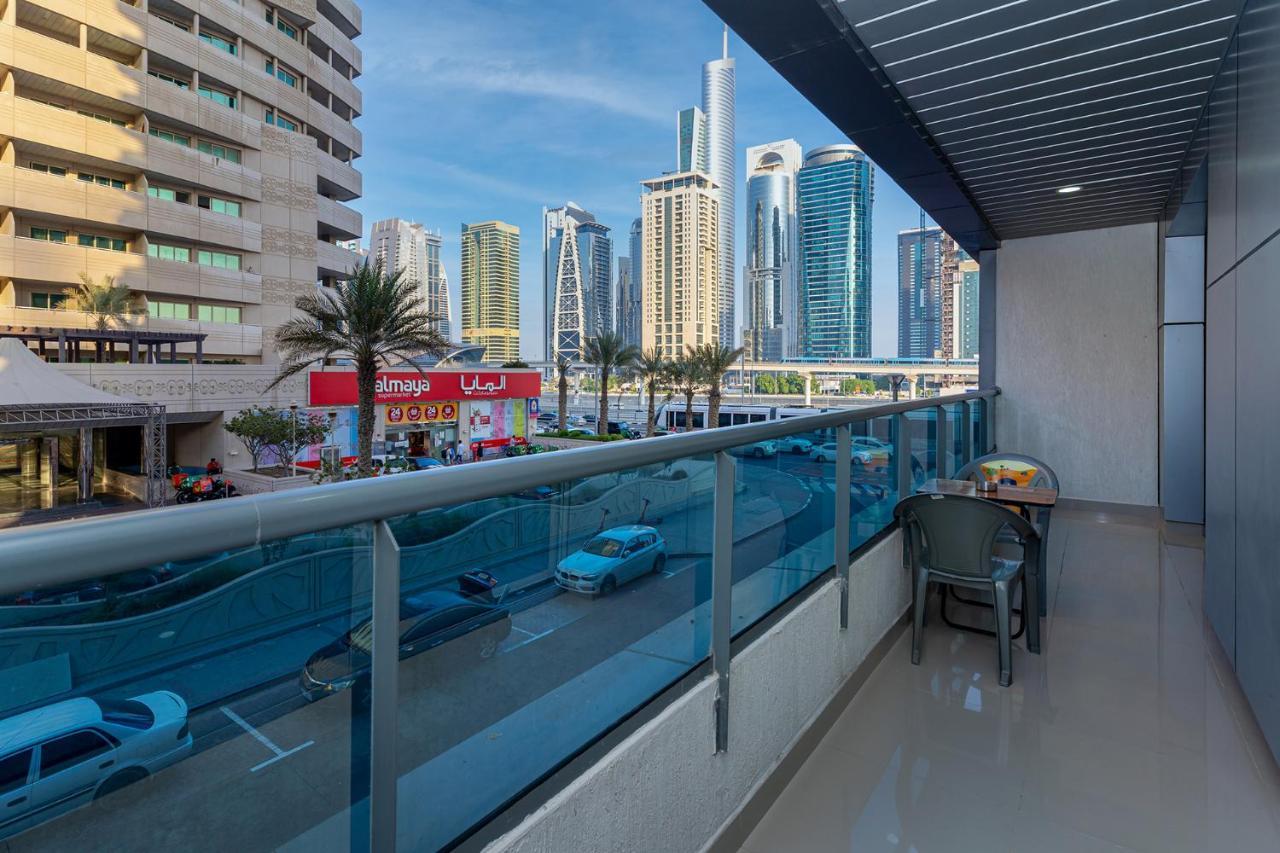 Apartment Cozy 1br In Marina/near By Beach/metro Tram Dubai