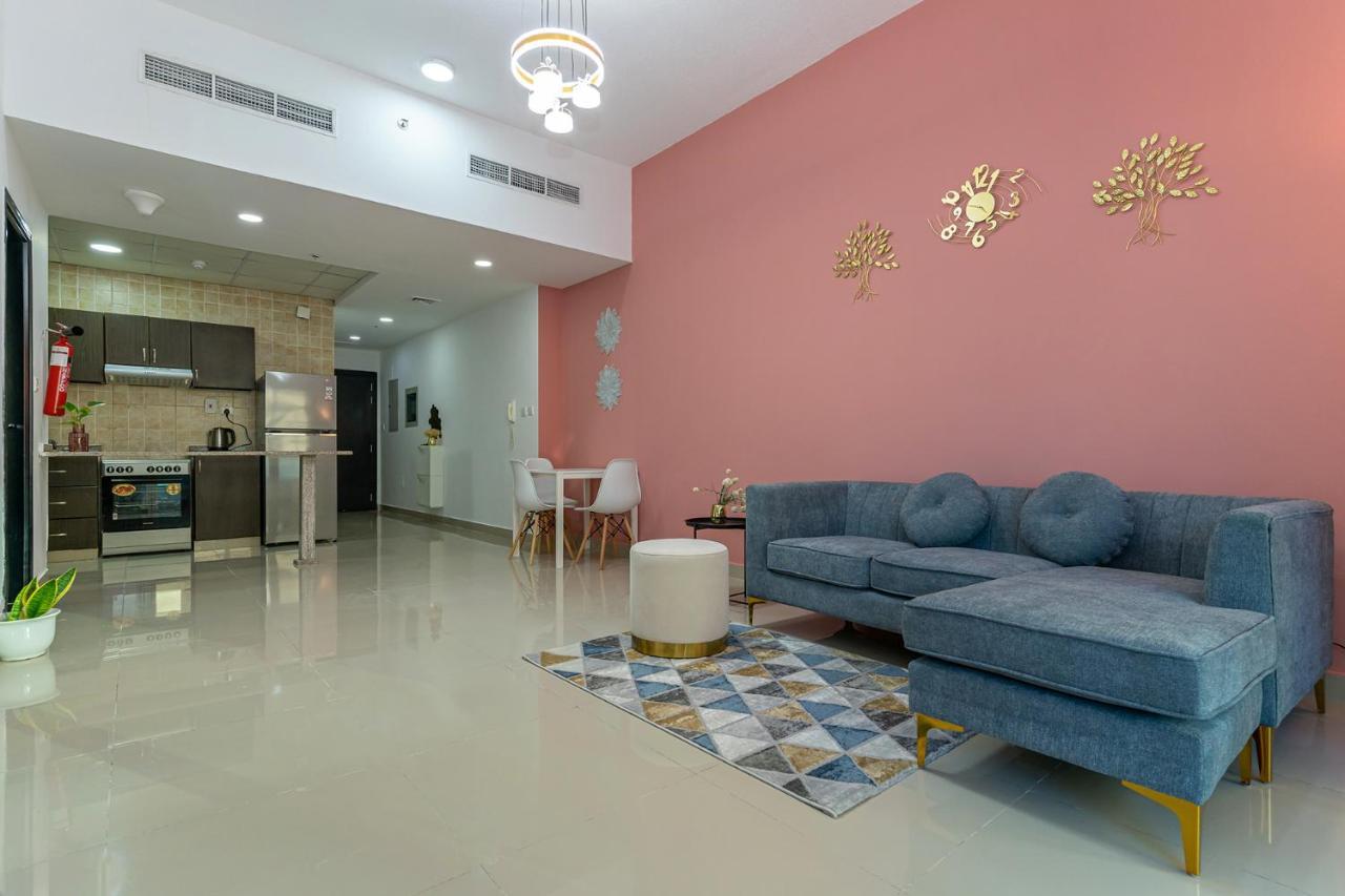 Apartment Cozy 1br In Marina/near By Beach/metro Tram