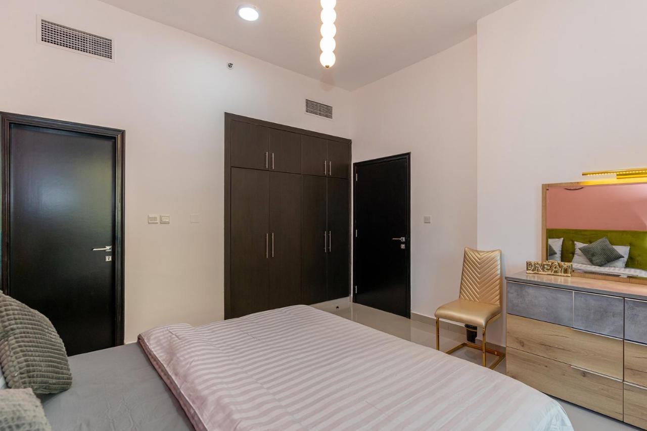 Cozy 1br In Marina/near By Beach/metro Tram Apartment