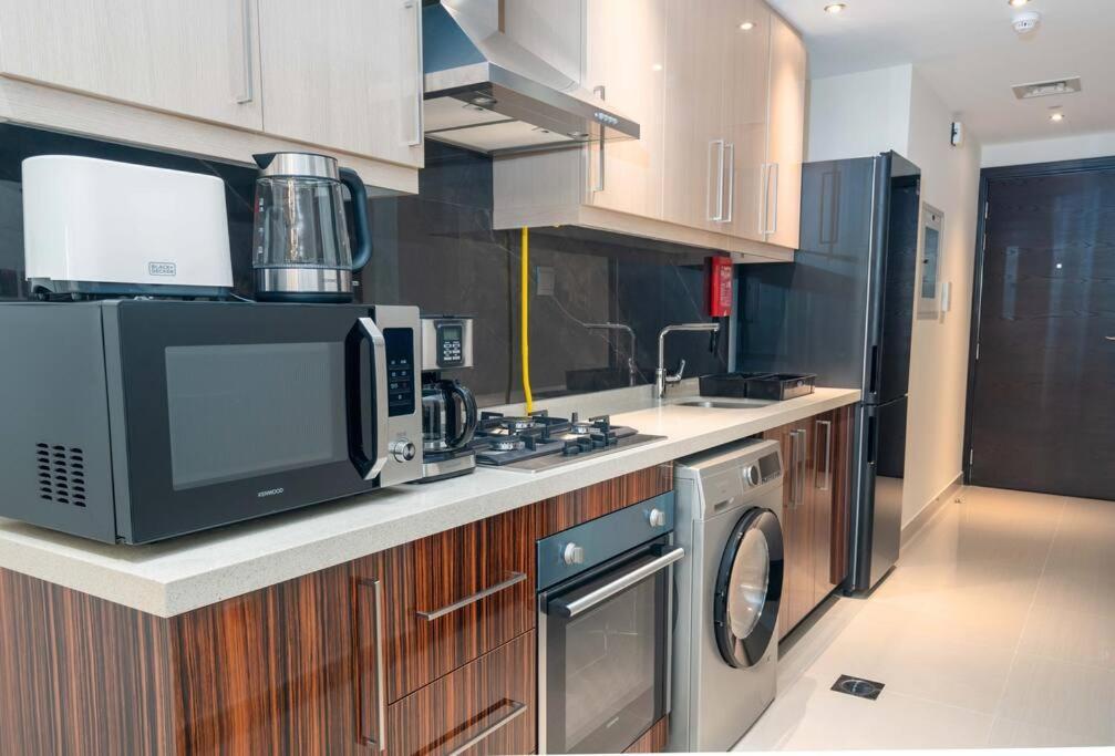 Jacuzzi, Pool And Gym - 5min From Burj Khalifa Lejlighed *