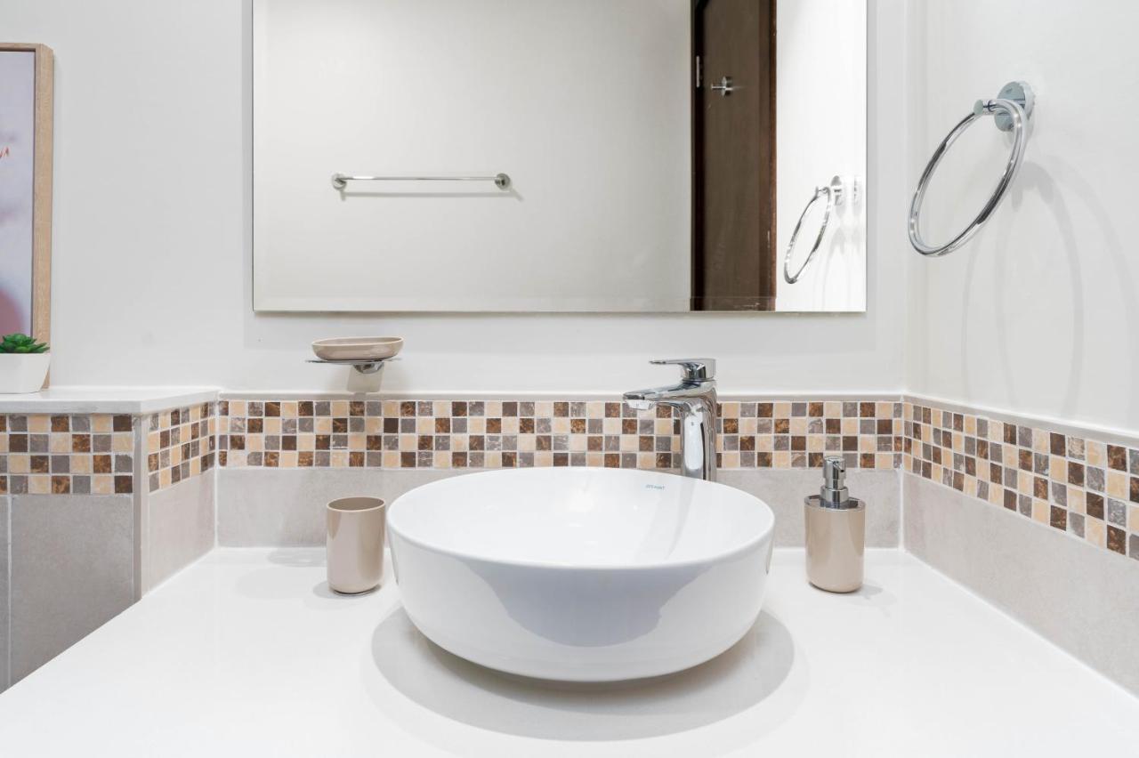 Delightful 2br At Reva Residences Apartment Dubai