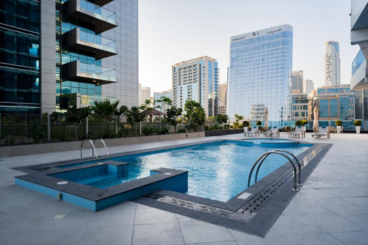 Kasco Homes Waves Tower Business Bay Apartemen *