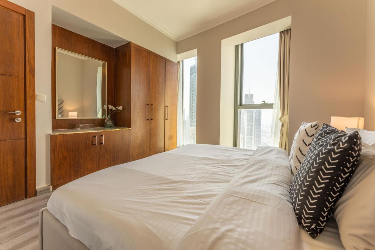 First Class 3br With Full Burj Khalifa And Fountain View Apartment *