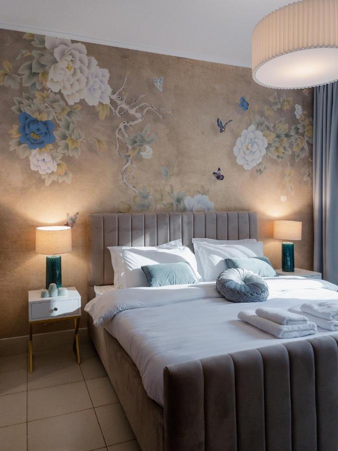 Rare 1-bed Oldtown With Burj Khalifa View Apartment