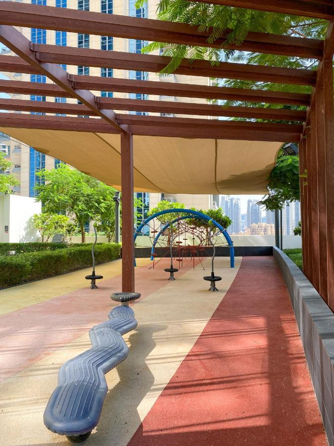 Higuests - Elegant With Terrace Minutes From Burj Khalifa * Dubái