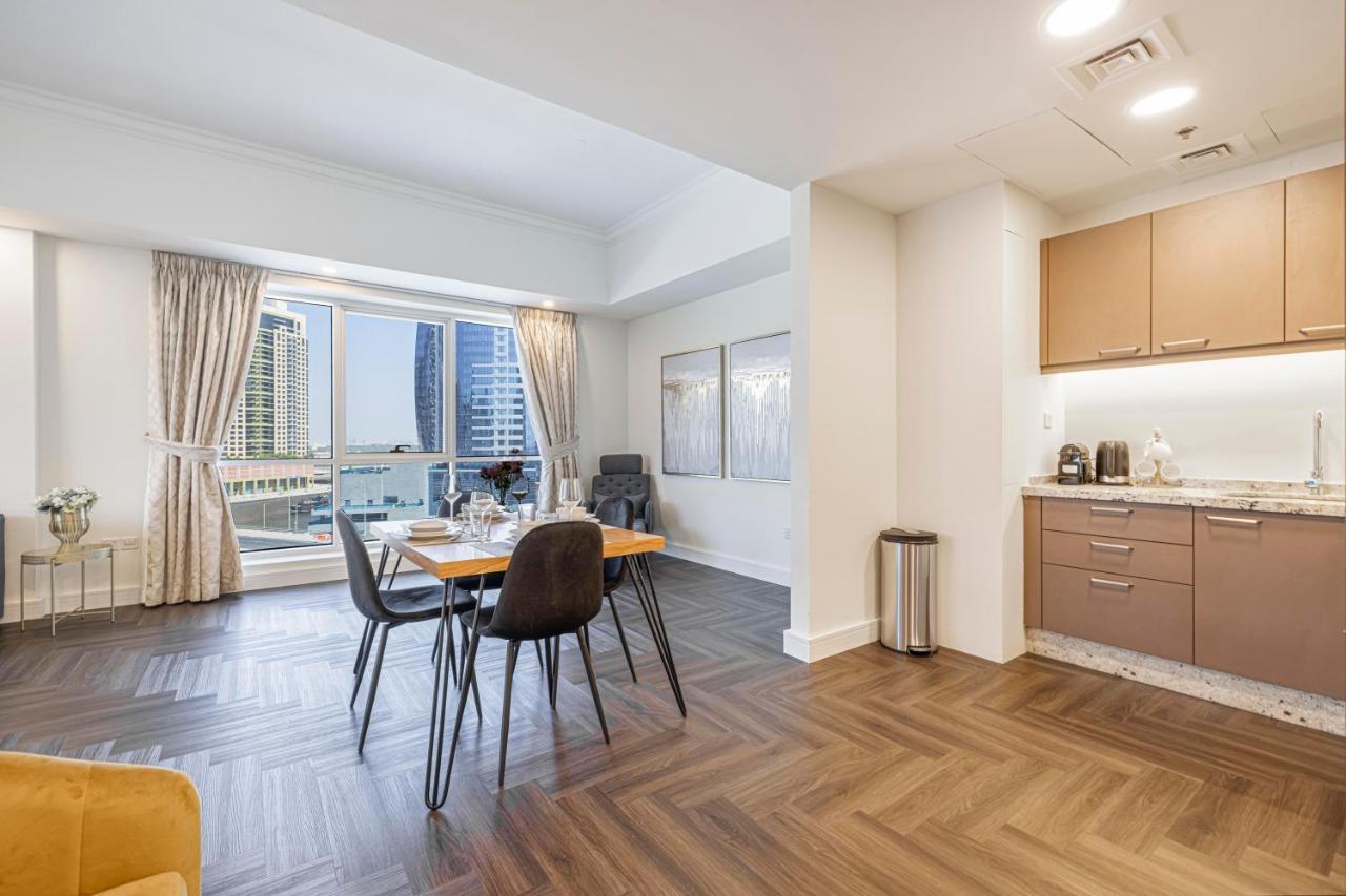 Daniels 1br Business Bay Partial Burj Khalifa View Apartment Dubai