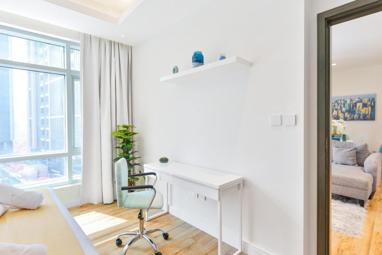 Lofts - Downtown Luxury - 5 Min Walk To Fountain! Apartment