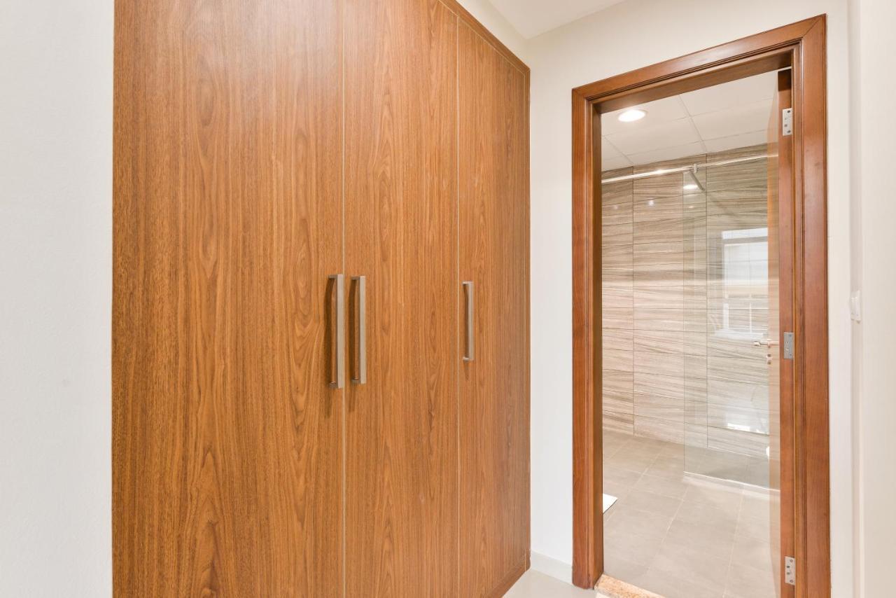 Dunya Tower - Downtown Luxury - 5 Min Walk To Mall! Apartment *