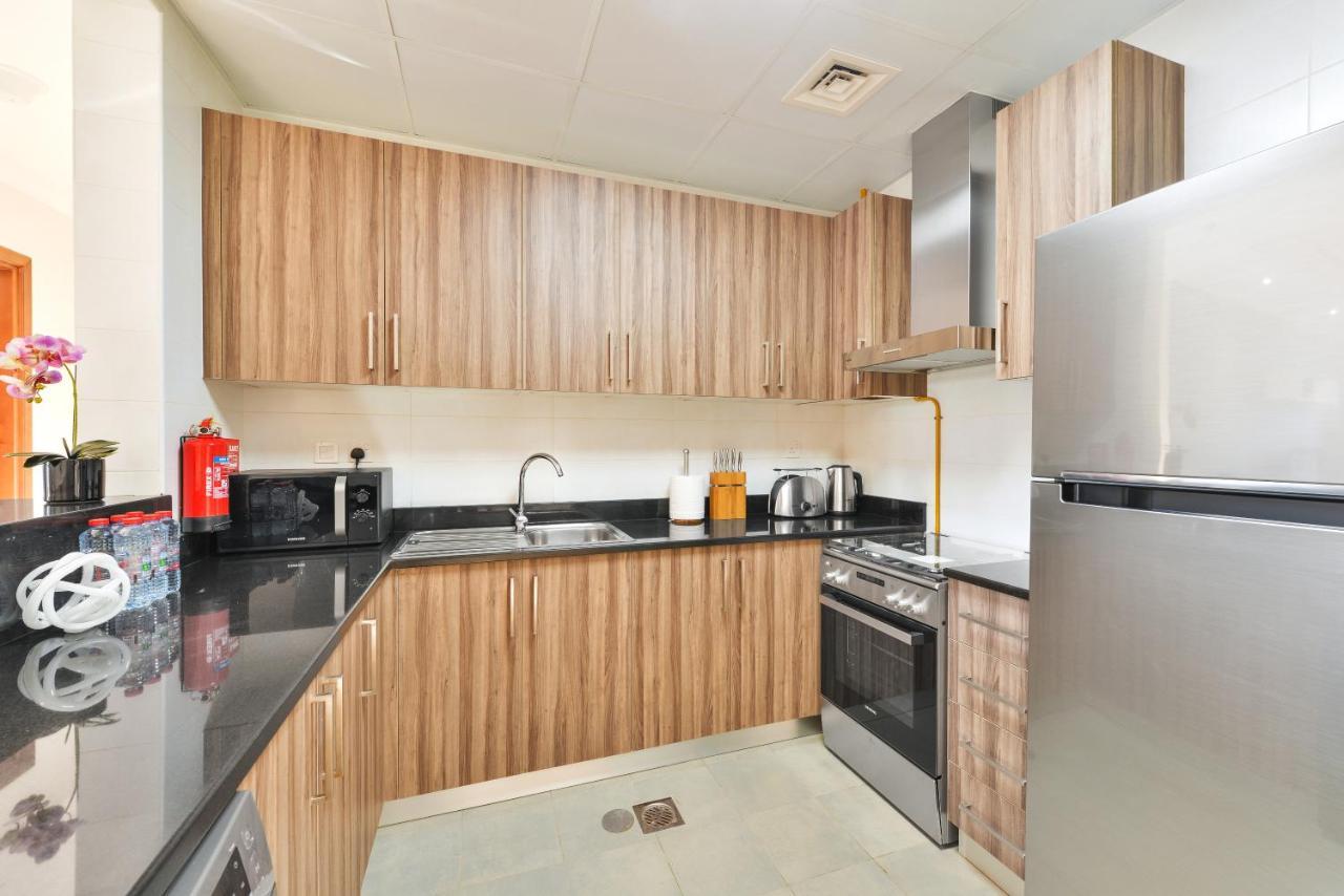 Dunya Tower - Downtown Luxury - 5 Min Walk To Mall!