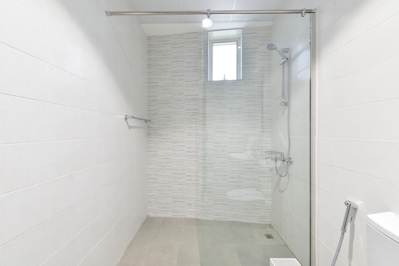 Dunya Tower - Downtown Luxury - 5 Min Walk To Mall! Apartment