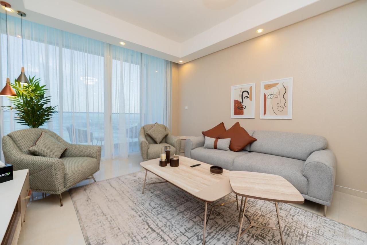 Kasco Homes Waves Tower Business Bay Apartemen Dubai