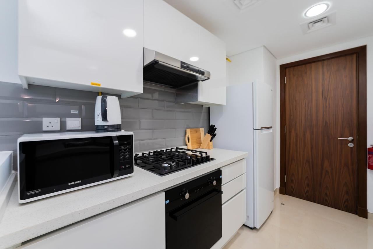 Kasco Homes Waves Tower Business Bay Apartemen