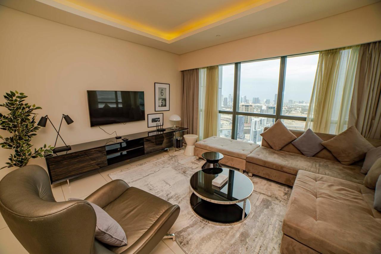 Luxury 2br In Paramount Towers Business Bay Apartamento