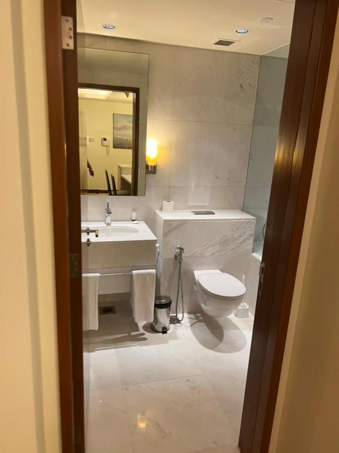 Address Mall Fashion Avenue 1 Bedroom 34 Floor * Dubái