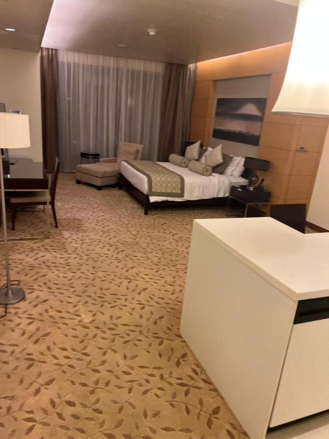 Apartamento Address Mall Fashion Avenue 1 Bedroom 34 Floor Dubái