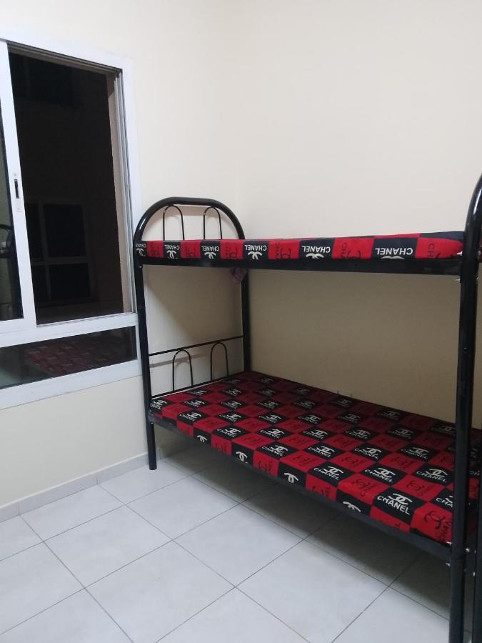 Hostal Abree Building New Dubái