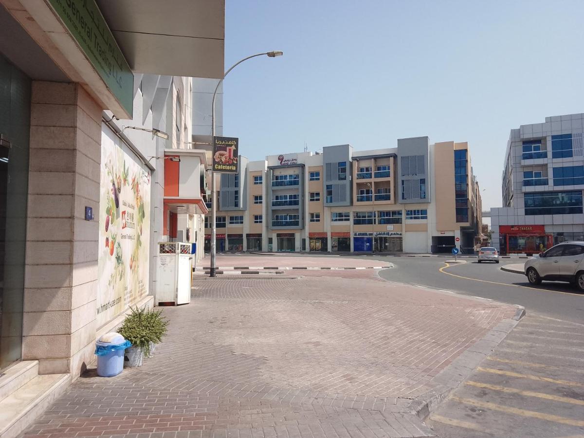 Hostal Abree Building New *