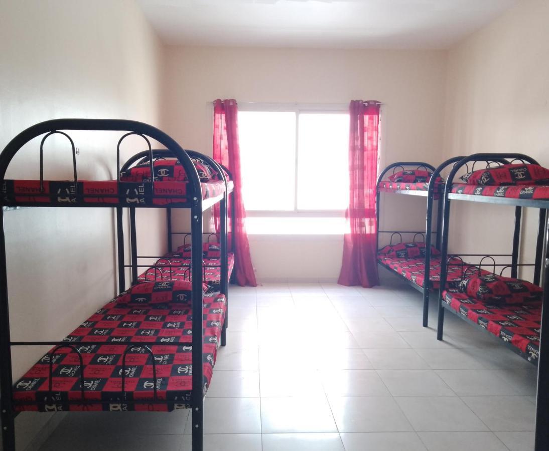 Hostal Abree Building New *