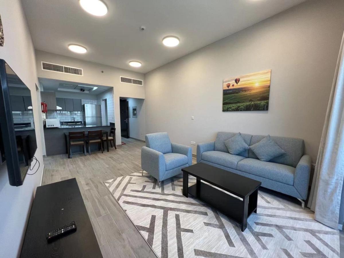 Penrose Place Jvc Apartament Dubai