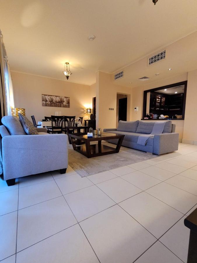 Appartamento Burj Area - 5min Walk - Luxury 2 Bedroom