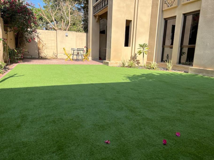 Apartament 2 Bedroom Old Town Garden - The 108 Residences Dubai