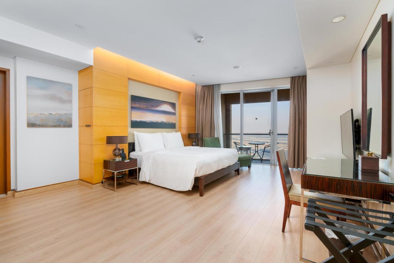 Lägenhet Superhost - Trendy Studio In The Heart Of Downtown - Address Mall Dubai