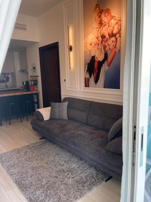 Apartemen New Luxury Modern Canal View.
