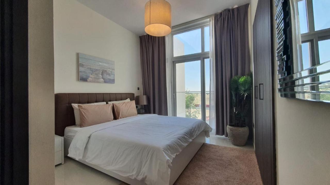 Spacious With Bbq Area Dubaï