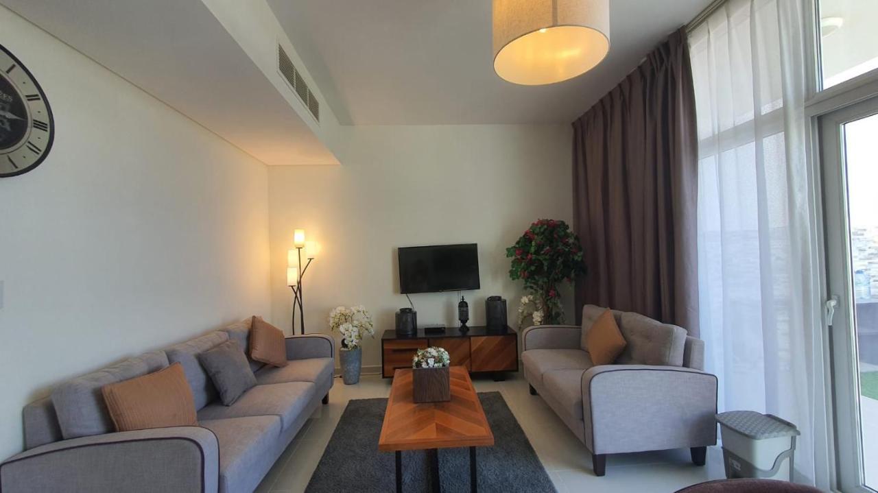 Spacious With Bbq Area * Dubaï