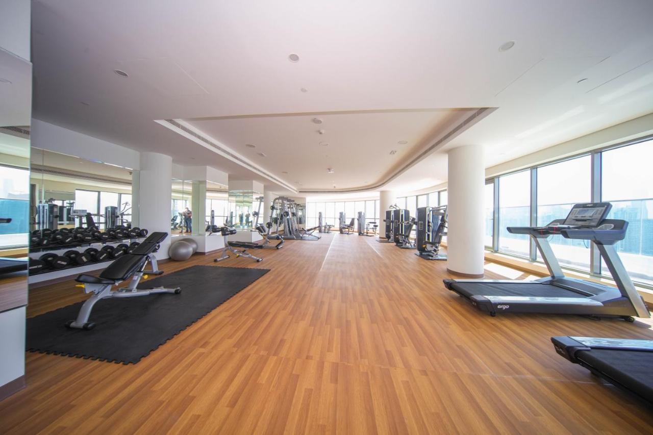Elegant 2br View With Rooftop Pool The Bay Apartamento *
