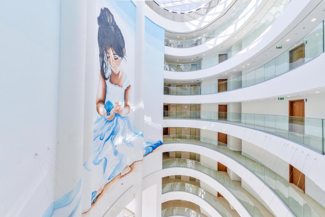 Ultra Luxury Palm - Mina Azizi - Free 5 Star Access Lägenhet
