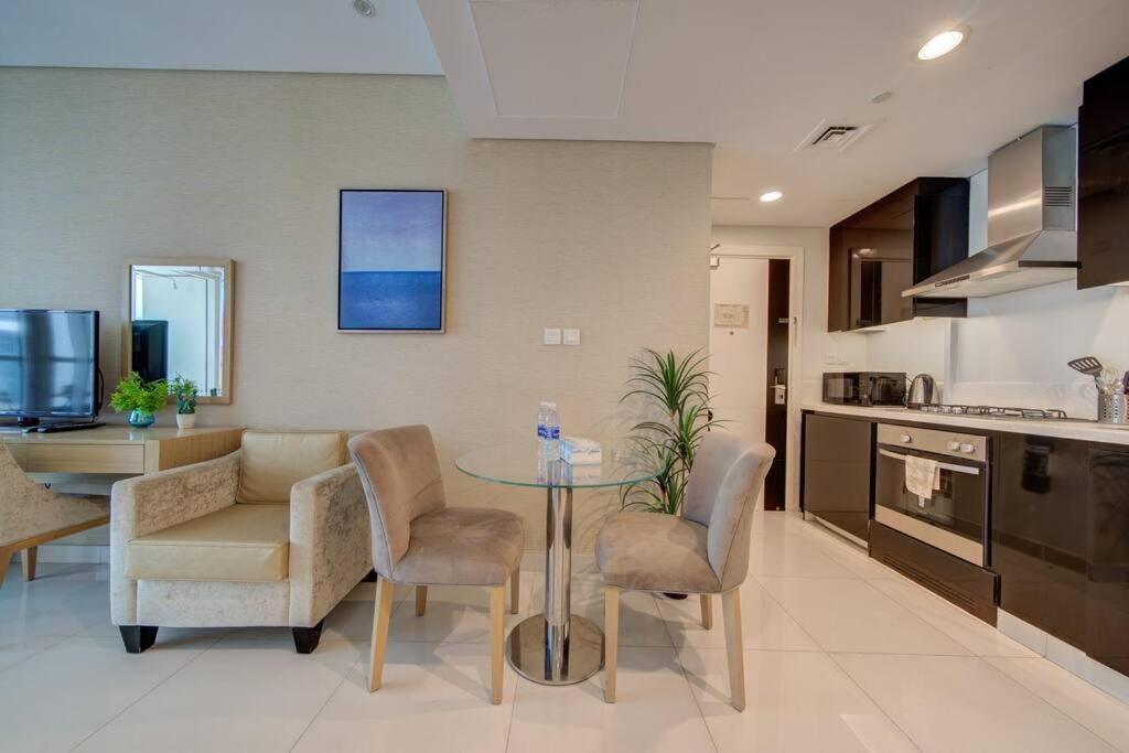 Luxurious Amenities Apartamento *