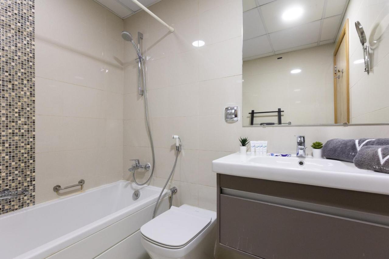 Ferienhaus Spacious 1br With Full Marina View