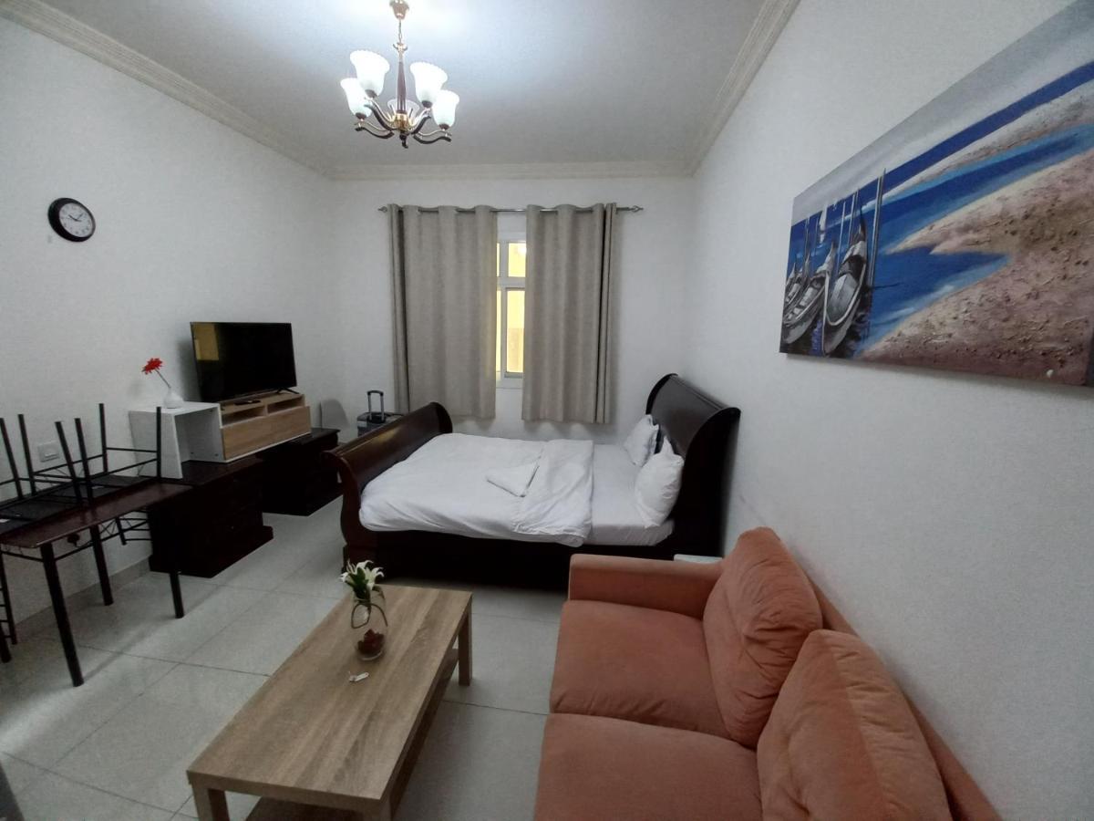Budget In Apartament
