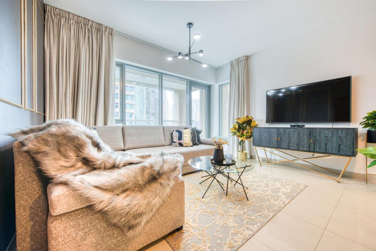 Maison Privee - Radiant Urban Retreat With Iconic Burj Khalifa Vws * Dubái