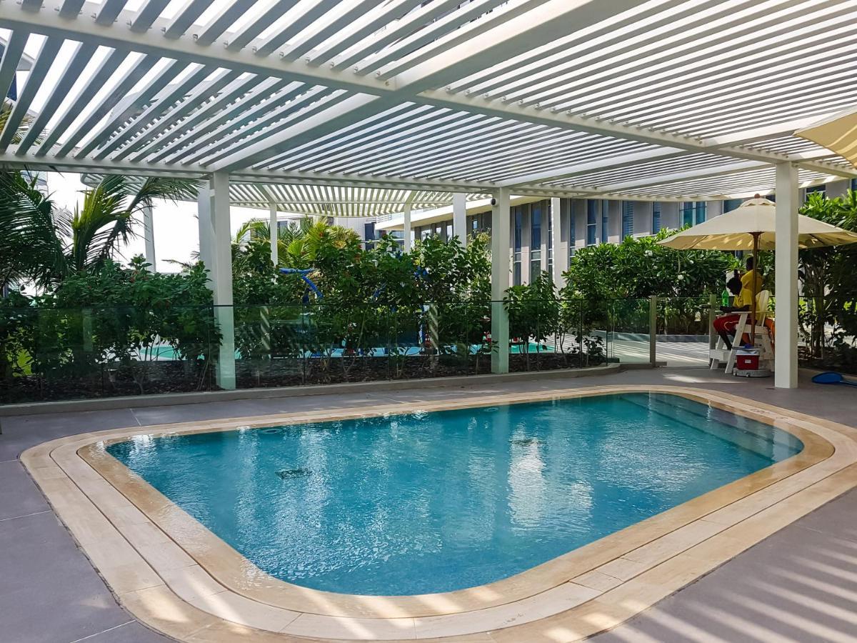 Maison Privee - Stunning Sea Views On Dubai's New Luxury Island Apartment Dubai