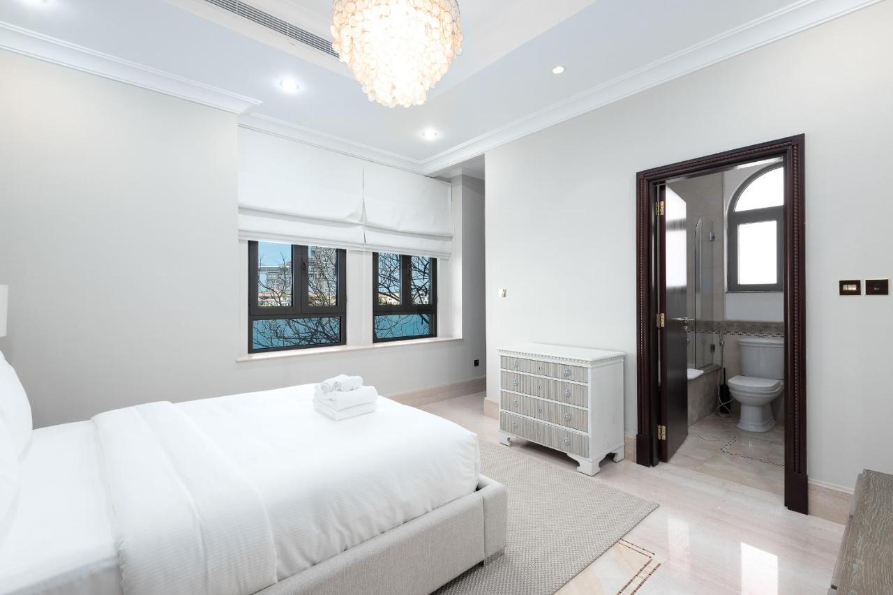 Villa Maison Privee - Palm Jumeirah Front Xl With Private Pool Dubái