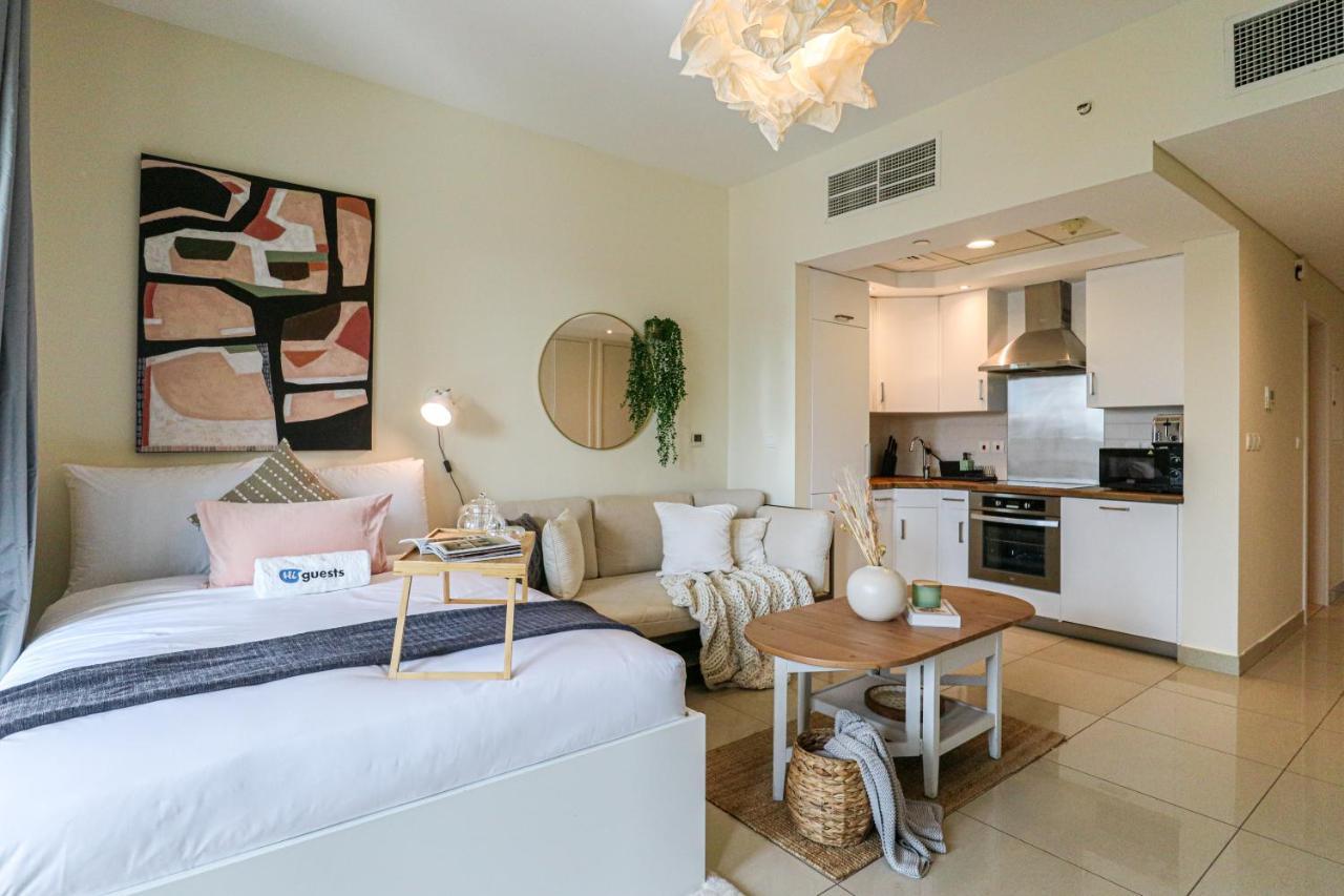 Higuests - Snug Studio With Balcony In The Heart Of Downtown *
