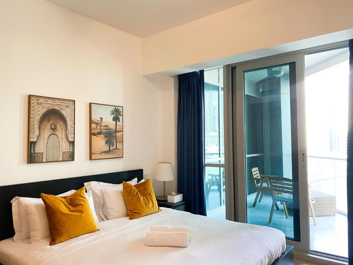 Apartment La Buena Vida Homes - Exquisite Spacious Luxe 1br , Full Marina View, Kitchen, 5 Min To Beach, Jbr And Marina Dubai