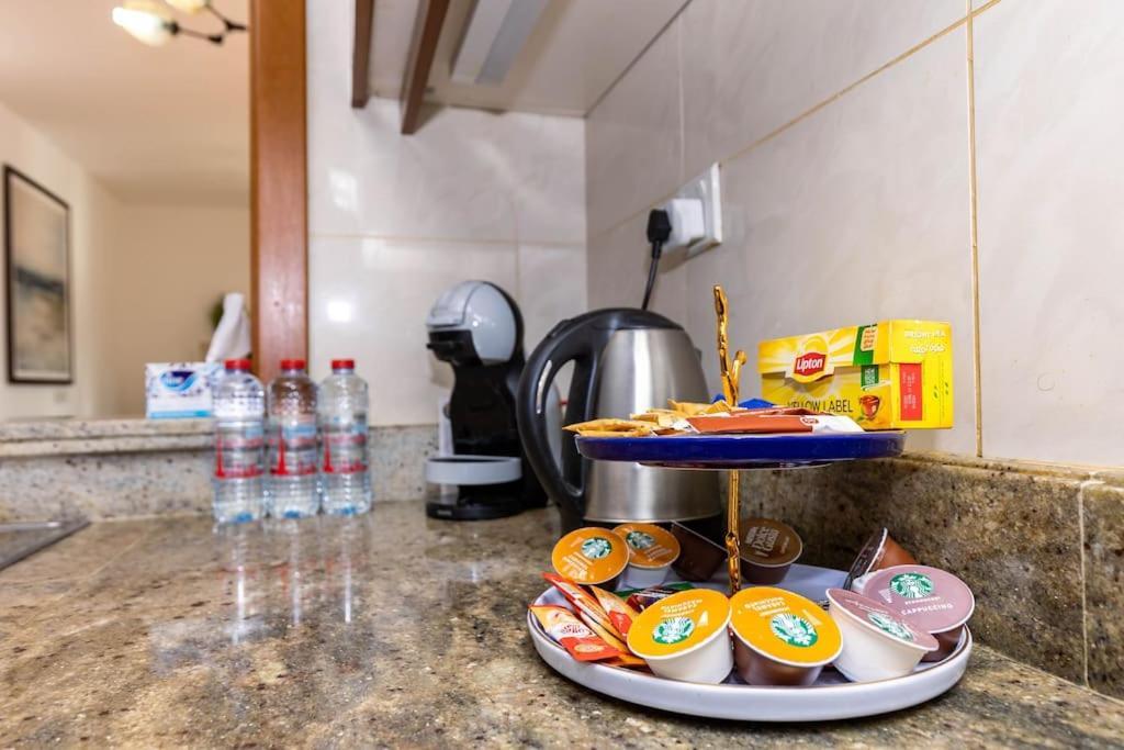 Luxury 3br In Downtown With Pool, Fitness, Patio * Dubaï