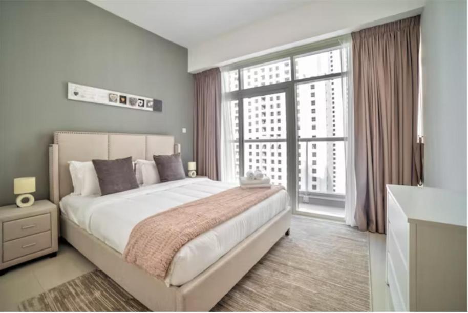 Continental Tower - Luton Vacation Homes, Marina - 15ab07 Dubaï