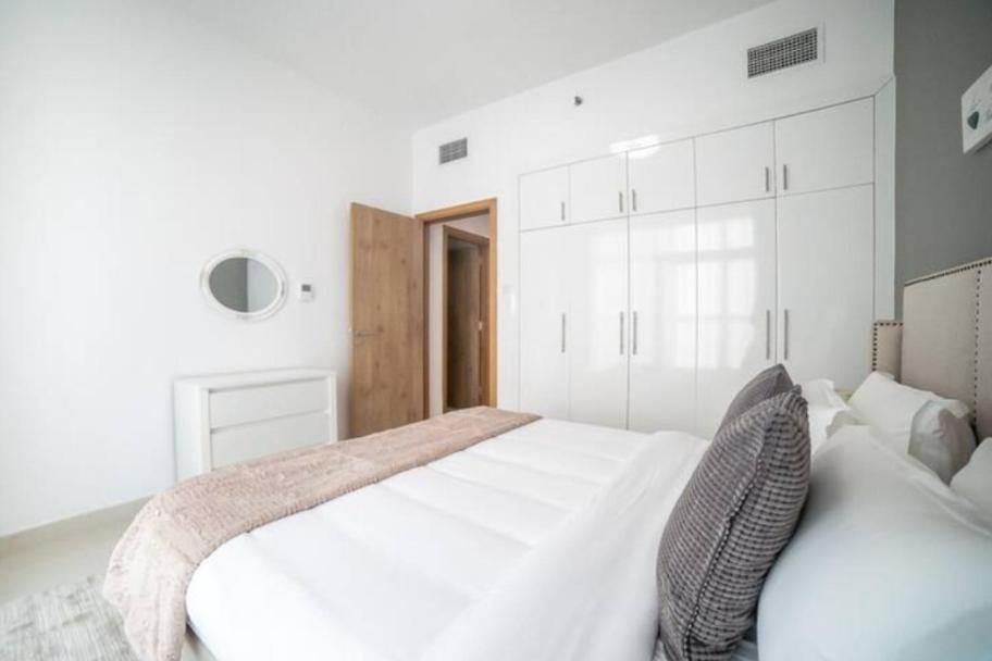 Continental Tower - Luton Vacation Homes, Marina - 15ab07 Appartement *