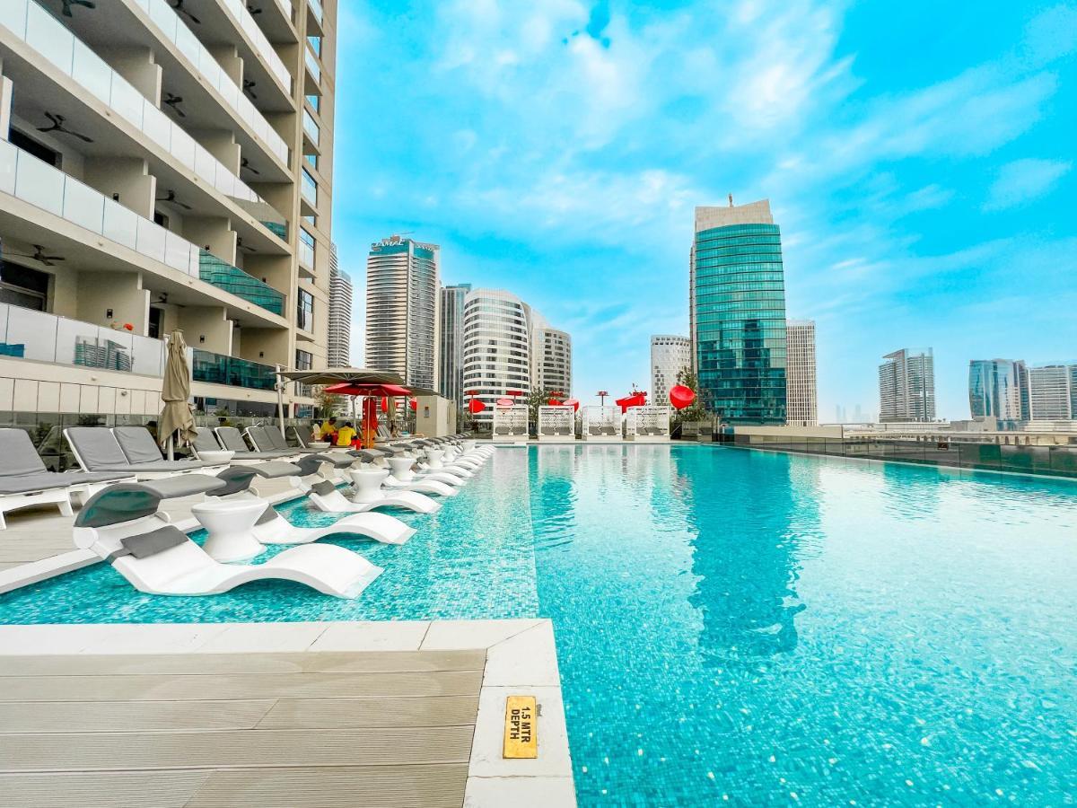 Fam Living - Urban - Mag318, 5 Mins To Burj Khalifa Apartamento *